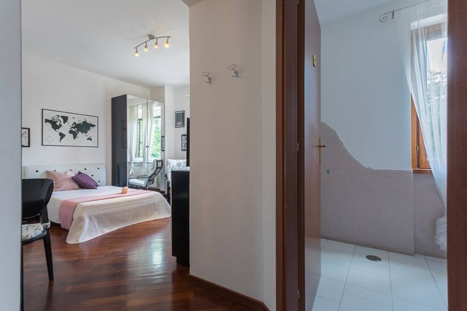 Angela Cingolani Architetto con Roberta Anfora Casa Abitata dopo - letto e bagno