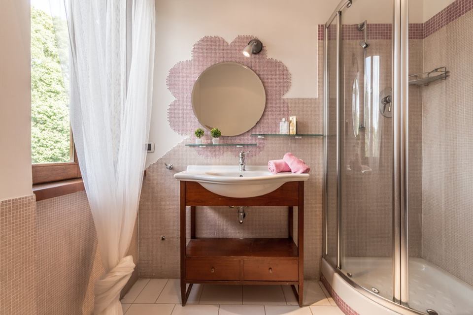 Angela Cingolani Architetto con Roberta Anfora Casa Abitata dopo - bagno